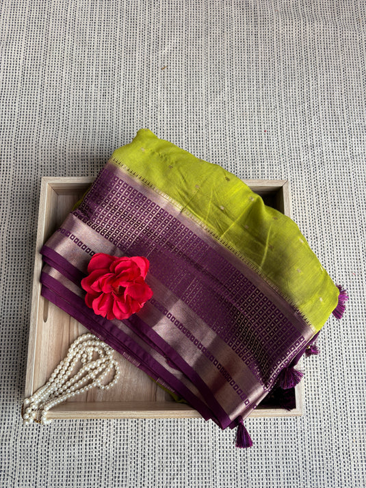 Green Cotton Silk Zari Weaving Saree