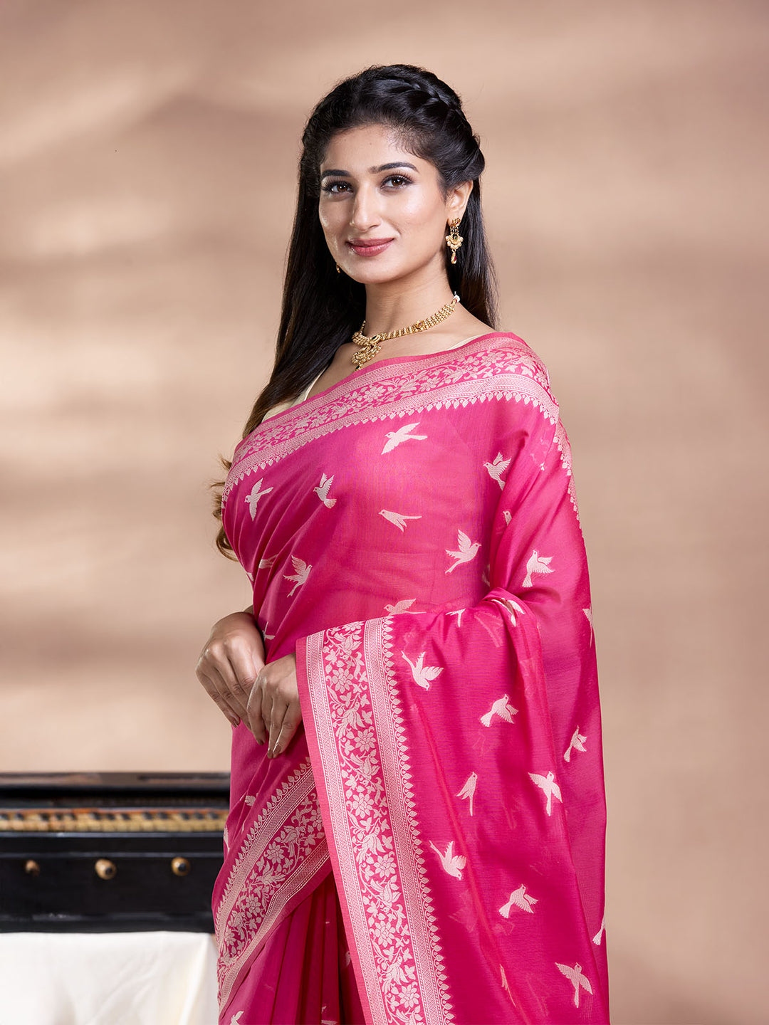 Rani Pink Resham Weave Mulmul Cotton Saree_4