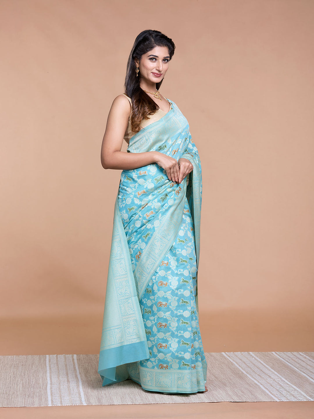 Firozi Resham Weave Mulmul Cotton Saree_3