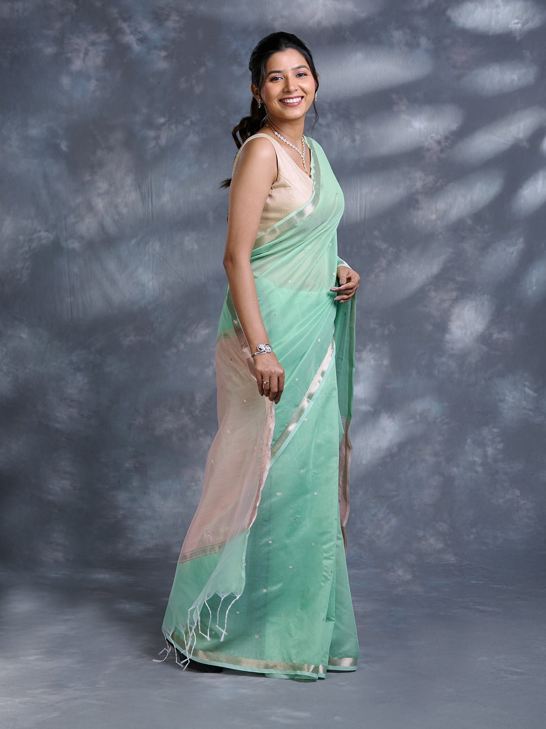 Green Chanderi Mulmul Zari Woven Saree_2