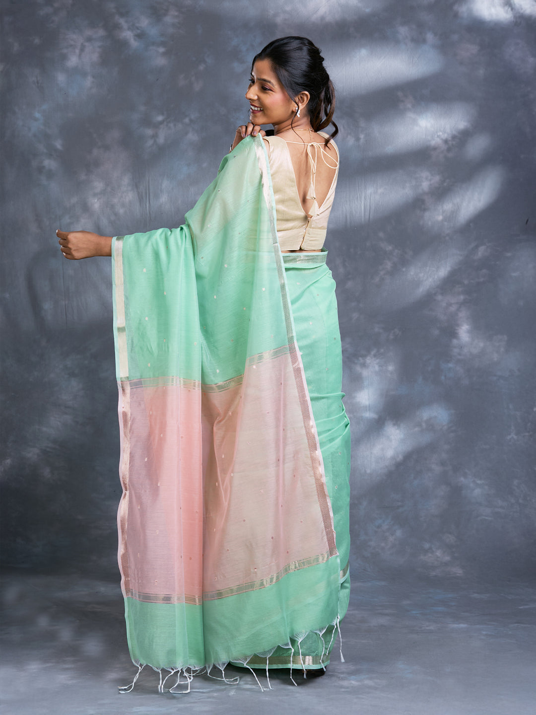 Green Chanderi Mulmul Zari Woven Saree_5