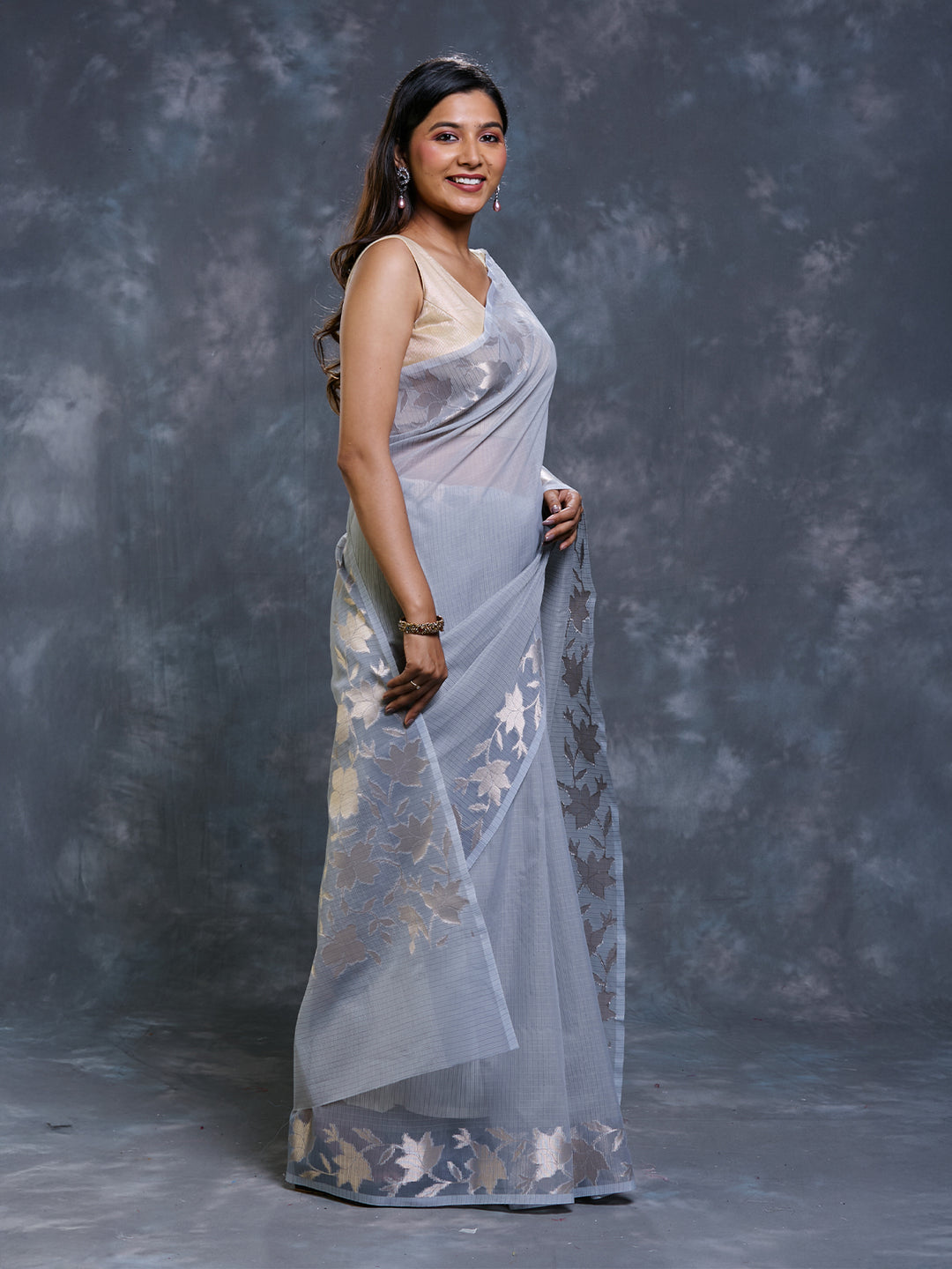 Grey Kota Zari Woven Saree_2