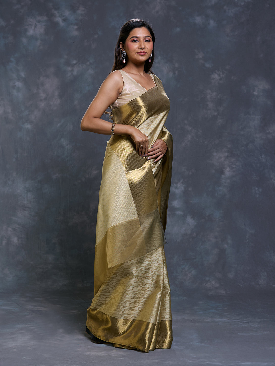 Gold Tissue Tanchui Saree_2
