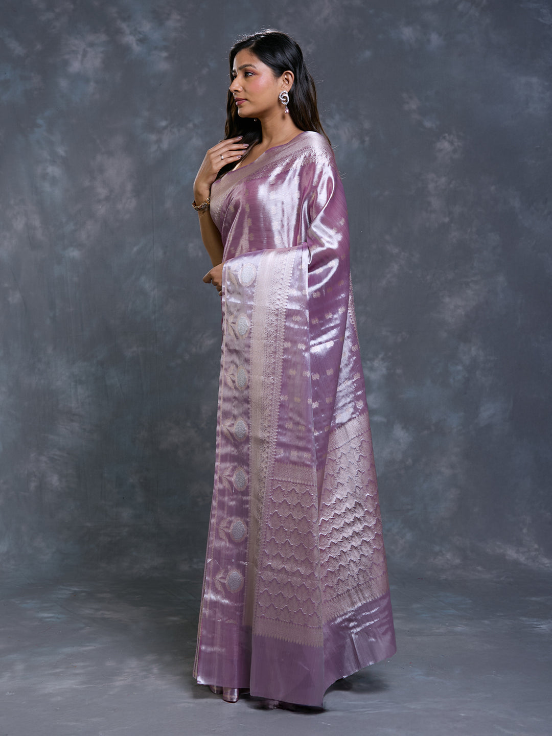Lavendar Tissue Zari Woven Saree_3